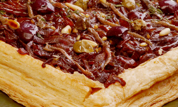 Crostata de cebola roxa e aliche Crostata de cebola roxa e aliche