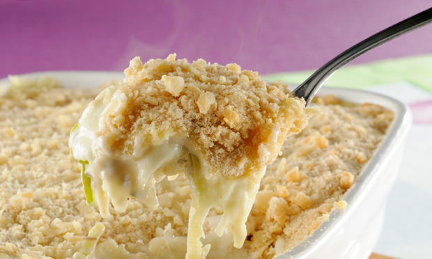 Gratinado de batatas ao creme de alho-poró e sardinha Gratinado de batatas ao creme de alho-poró e sardinha
