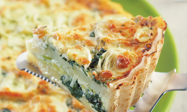 Quiche folhado de batata e espinafre Quiche folhado de batata e espinafre