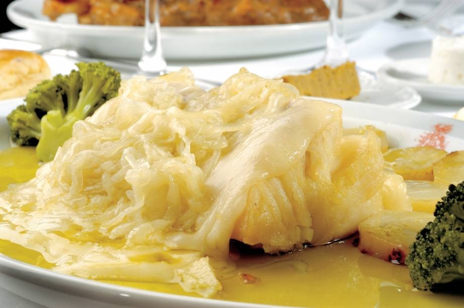 Lombo de bacalhau ao queijo da serra