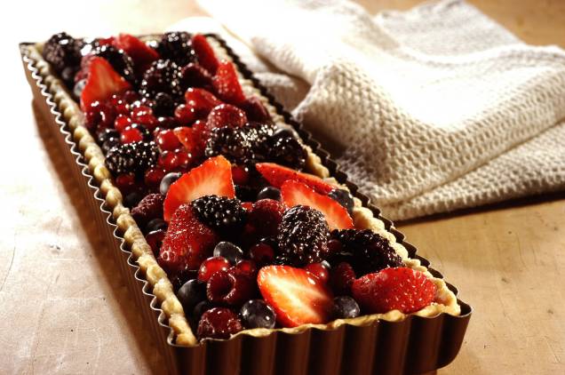Torta de frutas silvestres: uma surpresa saborosa Torta de frutas silvestres: uma surpresa saborosa