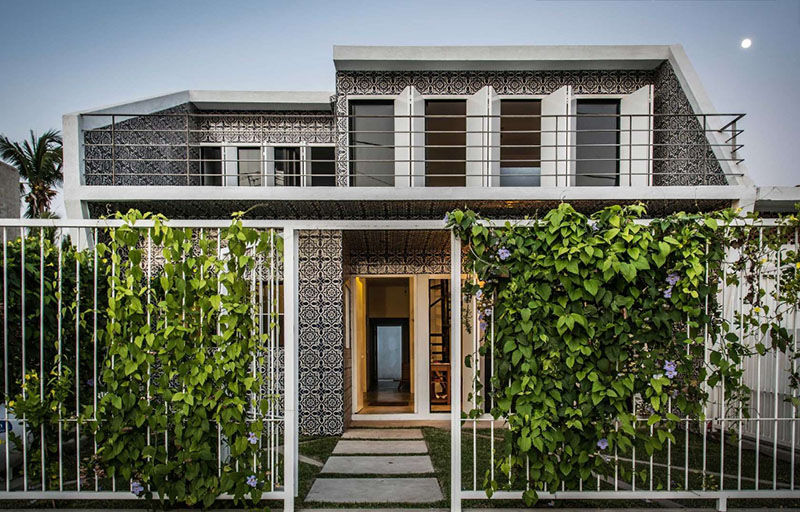 Inspiração do dia: fachada de casa mexicana com azulejos feitos à mão
