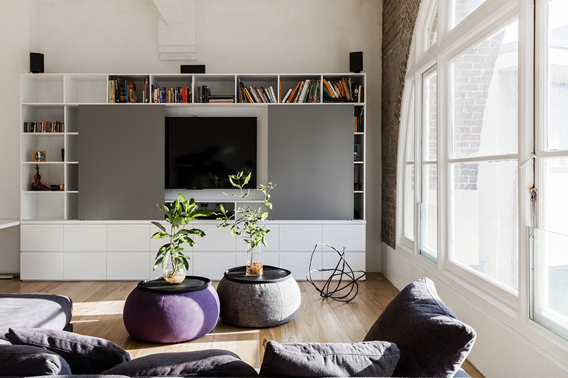 02-apartamento-mescla-estilo-escandinavo-e-industrial-sala-de-estar