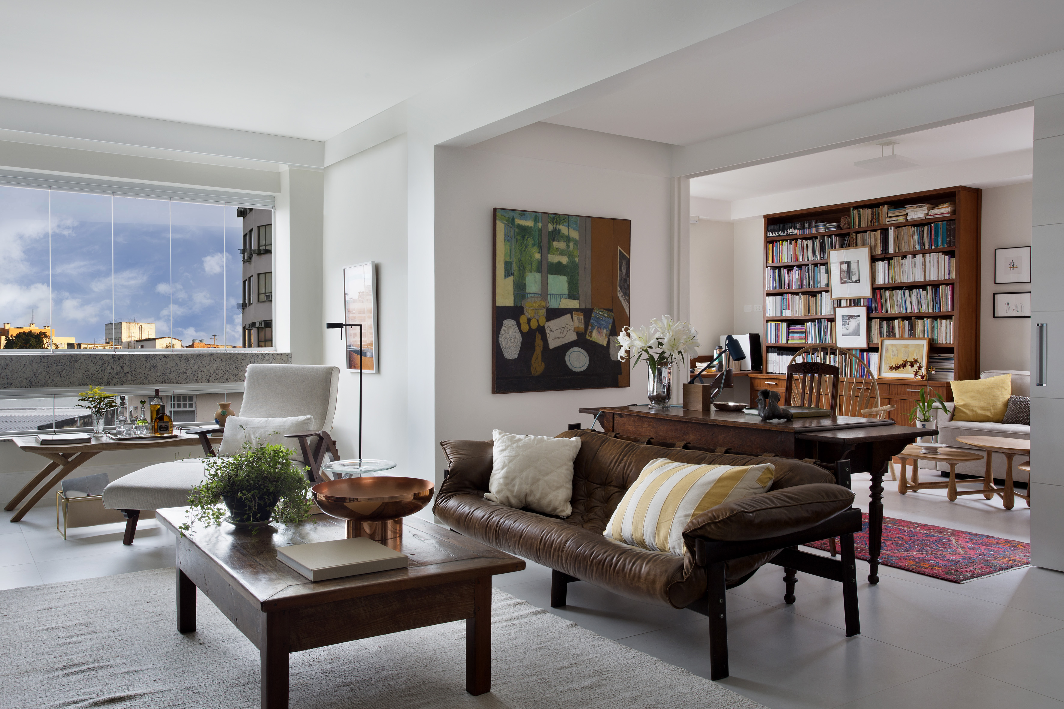 1-apartamento-rio-moveis-historicos-living-integrado 1-apartamento-rio-moveis-historicos-living-integrado