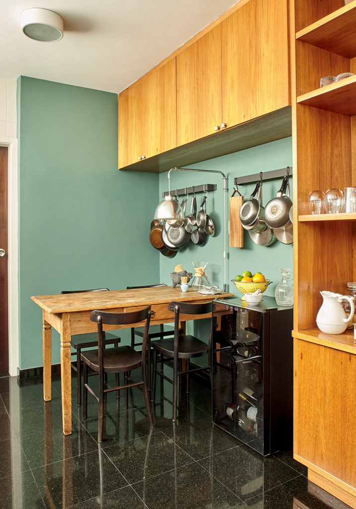 apartamento-em-sao-paulo-com-moveis-vintage-e-classicos-do-design Apartamento em São Paulo com móveis vintage e clássicos do design