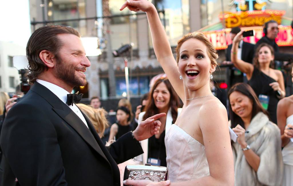 bradley-cooper-jennifer-lawrence-mara