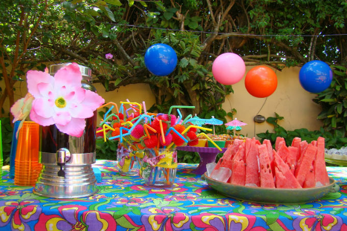 Festa infantil: Festa infantil: aproveite o verão para organizar uma pool  party