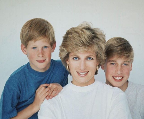 princesa diana com os filhos princesa diana com os filhos