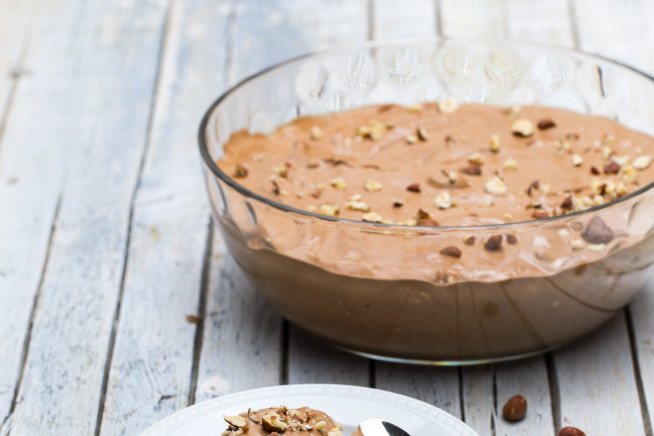 mousse-de-chocolate-e-avelas