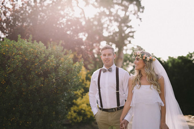 roupa de noivo para casamento ao ar livre