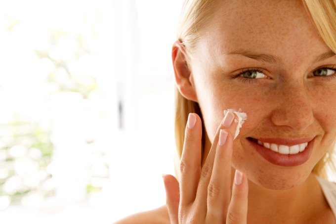 A importância de ter os cuidados básicos com a pele