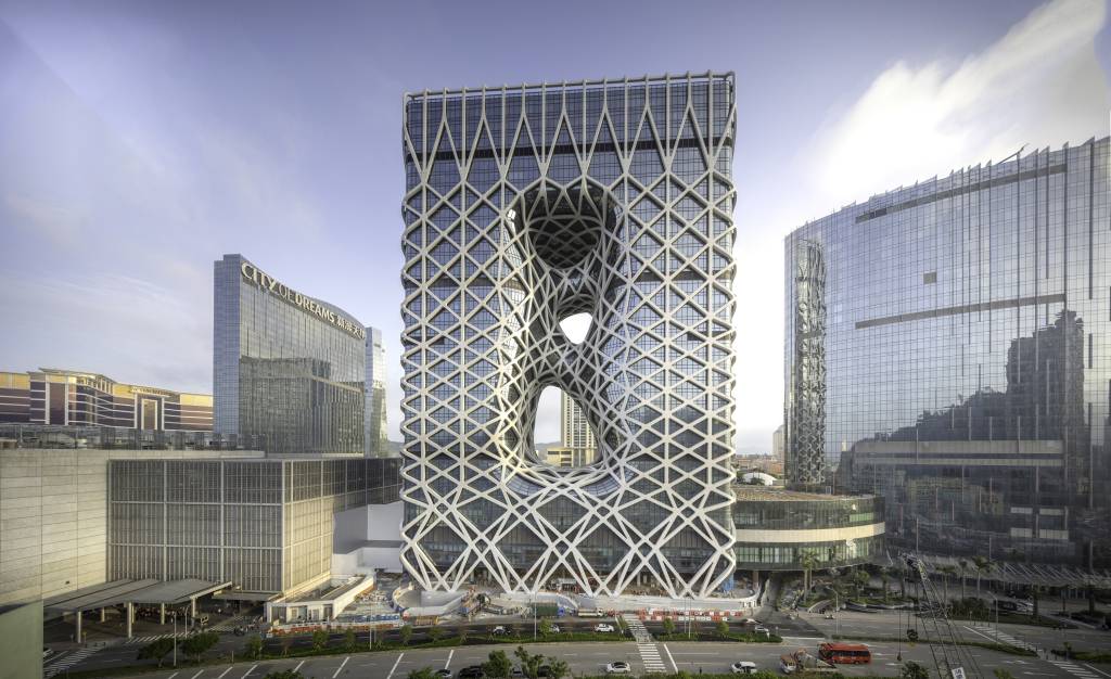 15_ZHA_Morpheus_photo Ivan Dupont Hotel Morpheus, de Zaha Hadid Architects, é inaugurado na China