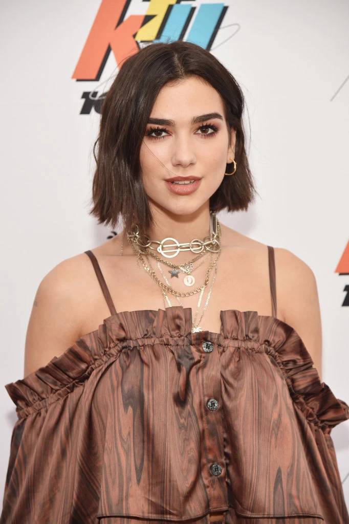 dua-lipa-long-bob dua lipa - long bob desfiado
