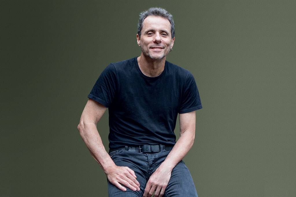 Tony Bellotto, dos Titãs, lança novo livro, “Lô”