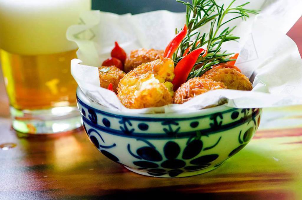 fio maravilha bolinho Botequim Carioca fio maravilha bolinho Botequim Carioca
