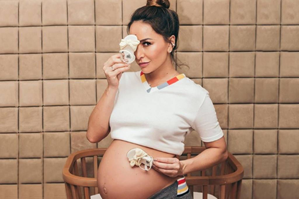 Visitas a Zoe seguem restrições ao passarem pelo quarto de Sabrina