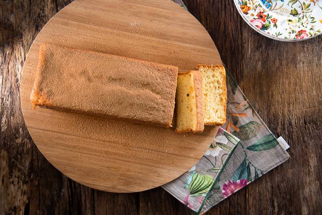 <span>Bolo de iogurte</span> <span>Bolo de iogurte</span>