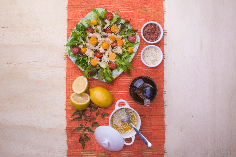 Salada Antioxidante com golden berry Salada Antioxidante com golden berry