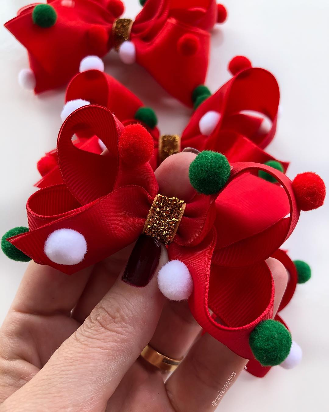 Como fazer laço de Natal? 5 ideias: Como fazer laço de Natal? Veja 5 ideias | CLAUDIA Como fazer laço de Natal? 5 ideias: Como fazer laço de Natal? Veja 5 ideias | CLAUDIA