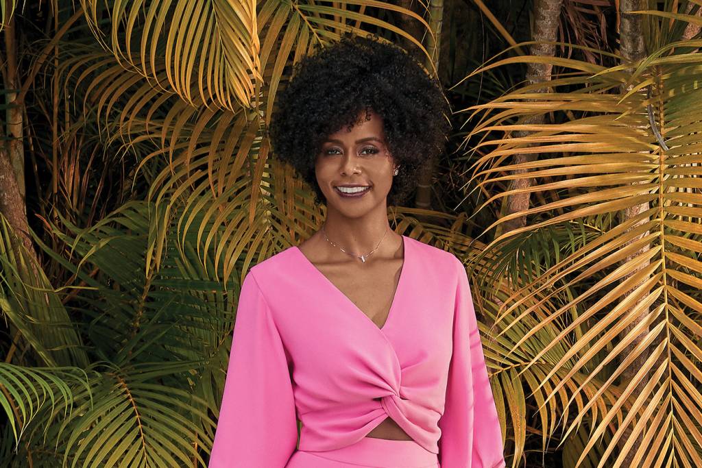 Justiça condena homens por racismo contra Maju Coutinho