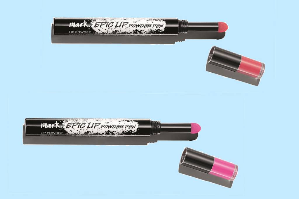 Testamos: batom mate em pó é nova tendência de beleza