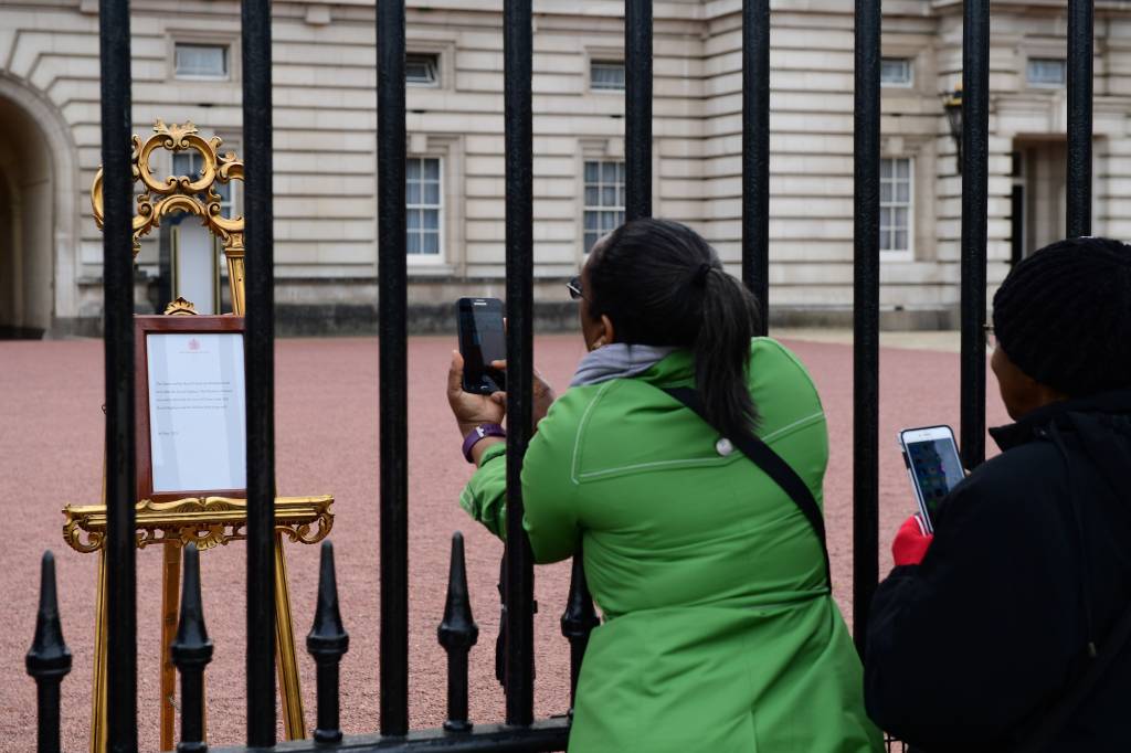The Duchess Of Sussex Gives Birth To A Boy The Duchess Of Sussex Gives Birth To A Boy
