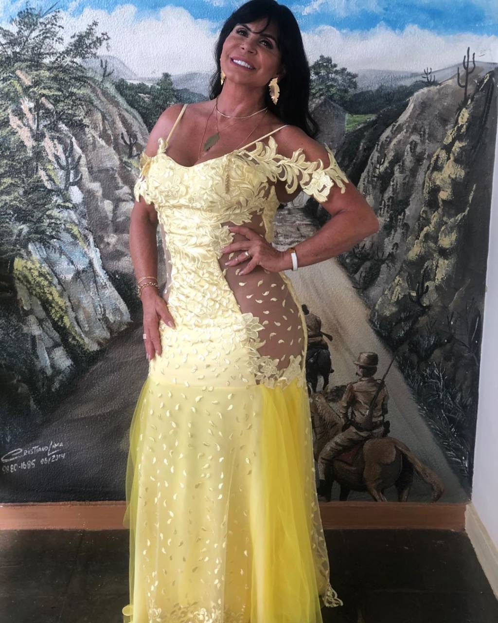 O look de Gretchen para o casamento de Carlinhos Maia O look de Gretchen para o casamento de Carlinhos Maia