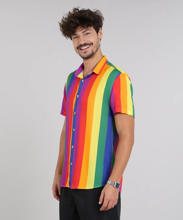 Camisa Pride listrada, C&A - R$ 119,99