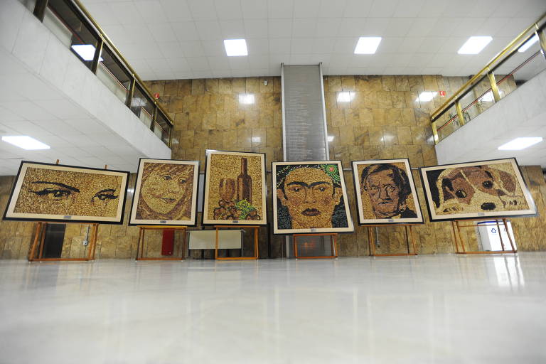 Quadros de Gugu Liberato Quadros de Gugu Liberato