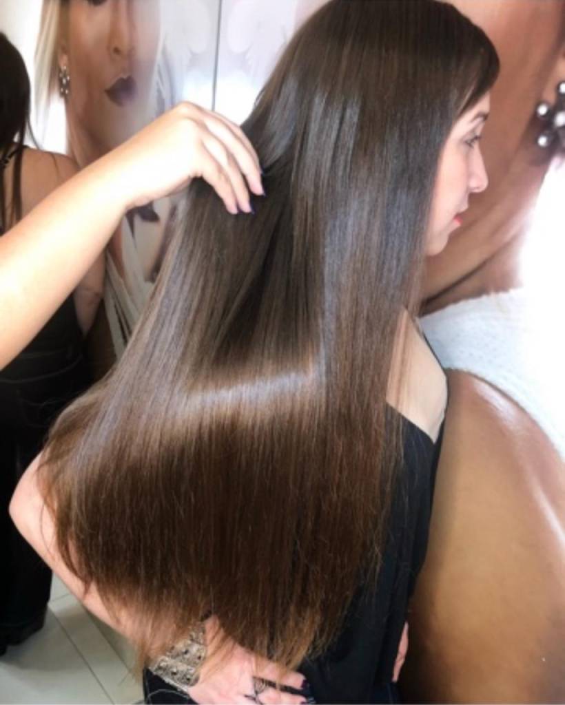 Megahair de fita adesiva é nova tendência Megahair de fita adesiva é nova tendência
