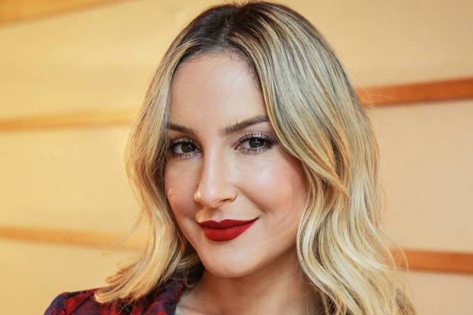 Claudia Leitte dará à luz fora do Brasil