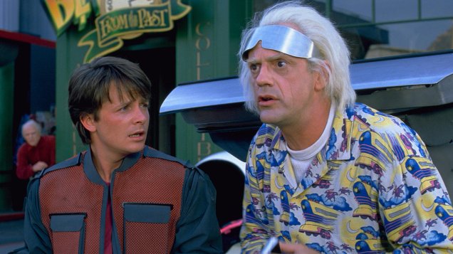 <strong>De volta para o futuro II (estreia em 11/10/2019): </strong>Marty e Doc estão juntos de novo nesta sequência do sucesso de 1985 como a dupla que agora viaja para 2015 para resolver alguns problemas da família McFly.