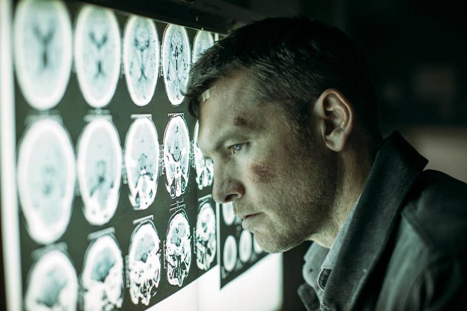 FRACTURED (2019) FRACTURED (2019)