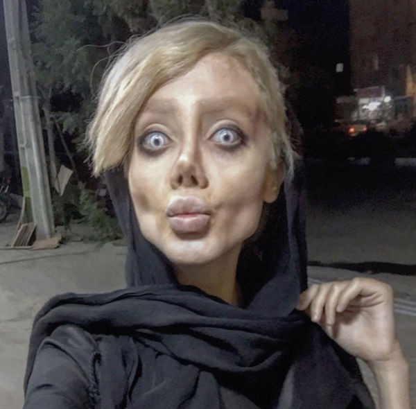 angelina-jolie-zumbi-presa angelina-jolie-zumbi-presa