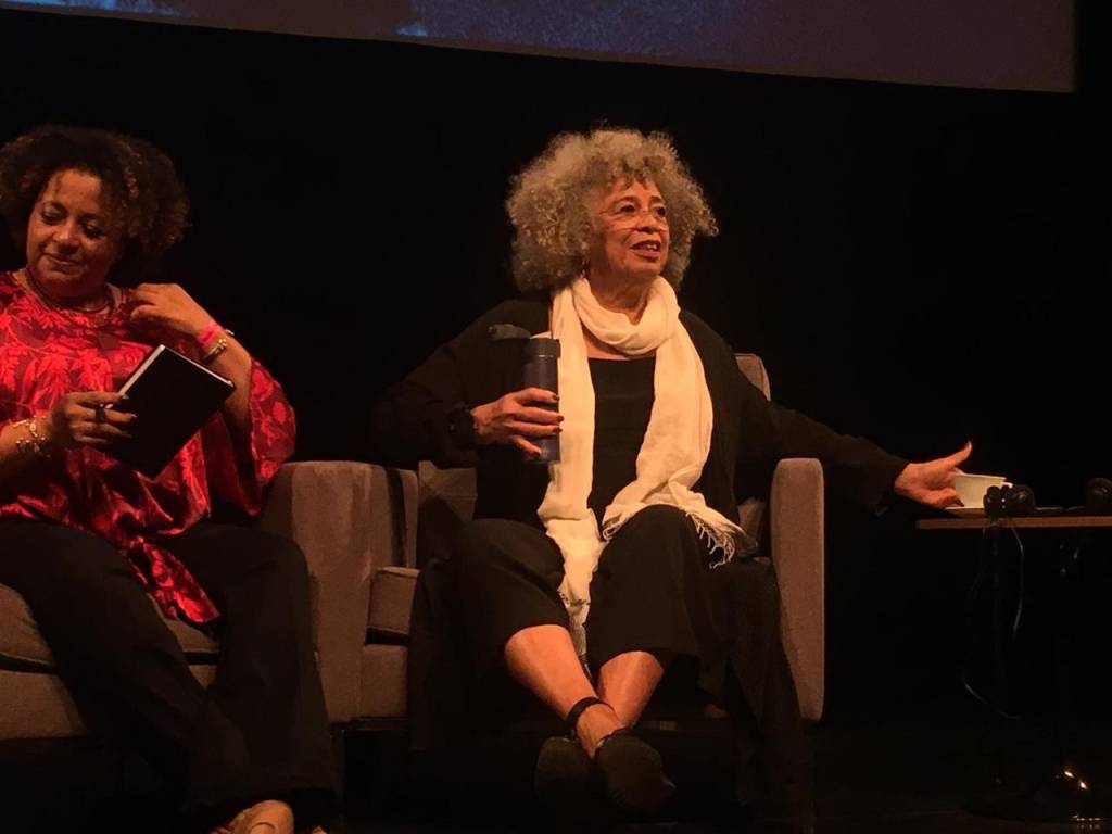 Angela Davis Coletiva Angela Davis Coletiva