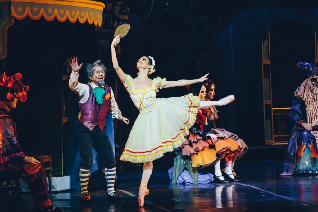 Foto Carol Lancellotti – Coppelia- com Rodrigo Negri Foto Carol Lancellotti – Coppelia- com Rodrigo Negri