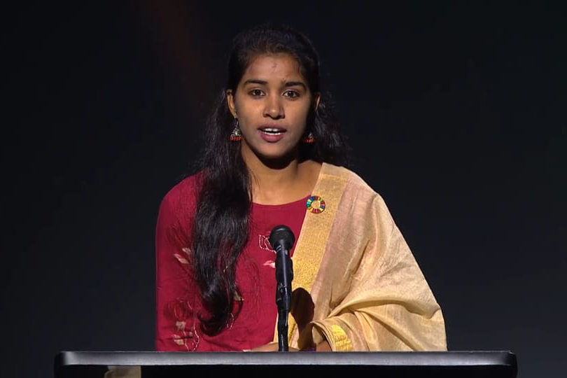 Jovem luta contra casamento de menores de idade na Índia