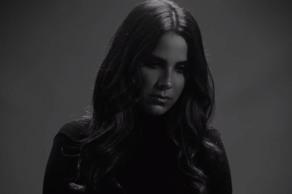 Wanessa Camargo desabafa sobre separação dos pais em música