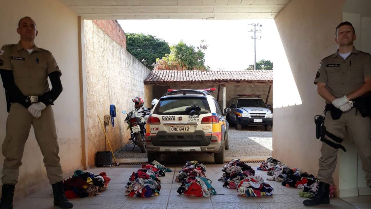 PM encontra mil calcinhas e 45 sutiãs em casa de ladrão de calcinhas