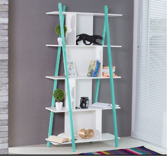 <span style="font-weight:400;">Estante com pés de madeira. </span><a href="https://www.ideastore.com.br/produtos/0-2280/estante+pequena+branca+5+prateleiras+com+pes+de+madeira+cor+azul+-+sue+90x38x180+cm"><span style="font-weight:400;">Idea Store</span></a><span style="font-weight:400;">, R$ 601,20</span> <span style="font-weight:400;">Estante com pés de madeira. </span><a href="https://www.ideastore.com.br/produtos/0-2280/estante+pequena+branca+5+prateleiras+com+pes+de+madeira+cor+azul+-+sue+90x38x180+cm"><span style="font-weight:400;">Idea Store</span></a><span style="font-weight:400;">, R$ 601,20</span>