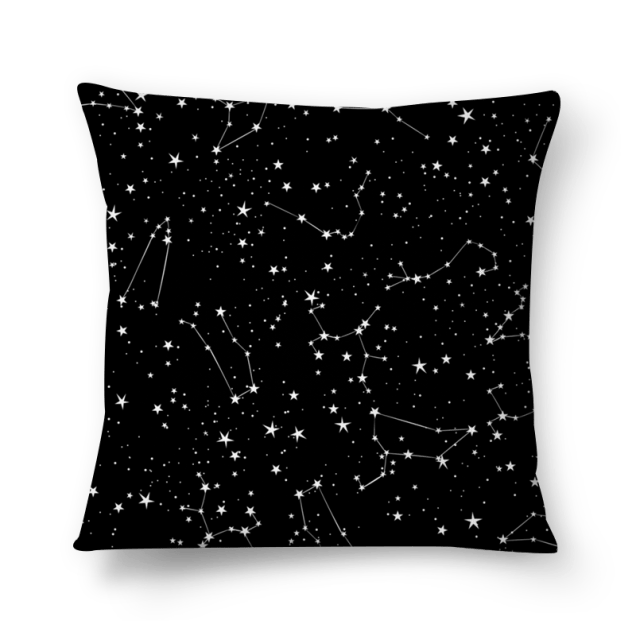Almofada Constellations, de poliéster, 40 x 40 cm. <a href="https://www.colab55.com/@whatever/pillows/constellations" target="_blank" rel="noopener">Colab 55</a>, R$ 60 Almofada Constellations, de poliéster, 40 x 40 cm. <a href="https://www.colab55.com/@whatever/pillows/constellations" target="_blank" rel="noopener">Colab 55</a>, R$ 60