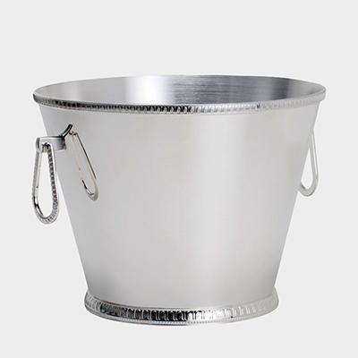 <a href="https://www.camicado.com.br/balde-de-gelo-prata-24x20cm-wolff/p/000000000000043484">Balde de gelo prata 24 x 20 cm Wolff</a> – R$ 699,90 <a href="https://www.camicado.com.br/balde-de-gelo-prata-24x20cm-wolff/p/000000000000043484">Balde de gelo prata 24 x 20 cm Wolff</a> – R$ 699,90
