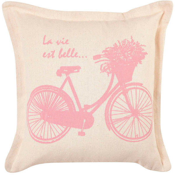 Almofada Romantic Bicicleta, de algodão, 40 x 40 cm. <a href="https://www.leroymerlin.com.br/almofada-romantic-bicicleta-40x40cm-artesanal-teares_1555610448" target="_blank" rel="noopener">Leroy Merlin</a>, R$ 20