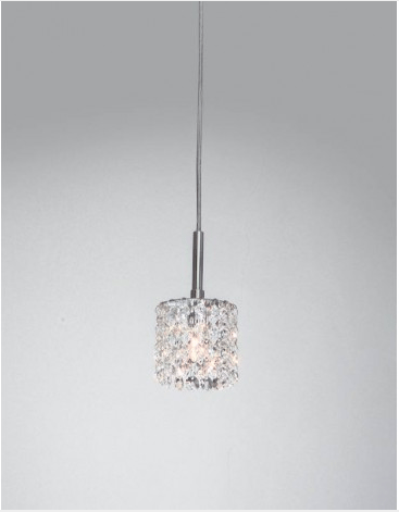 <span style="font-weight:400;">Pendente Cristal Transparente Old Artisan.</span><a href="https://www.inspirehome.com.br/pendente-cristal-13xo7-transparente-old-artisan-pd-4284?gclid=EAIaIQobChMIxMC6gaed4QIVyIqzCh2NhA3LEAkYAiABEgJrjPD_BwE"><span style="font-weight:400;"> InspireHome</span></a><span style="font-weight:400;">, R$ 117,54</span>