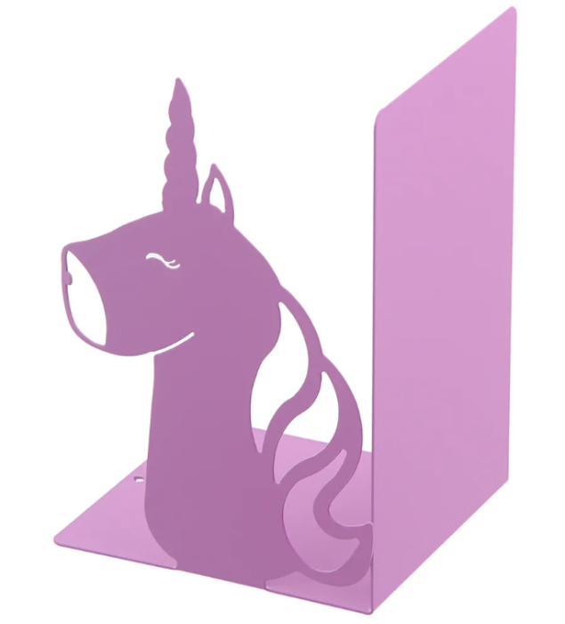 Unicórnio aparador de livros em chapa de aço, com 16 cm de altura. <a href="https://www.tokstok.com.br/aparador-de-livros-unicornio-hibisco-symbol/p?idsku=347357" target="_blank" rel="noopener">Tok&Stok</a>, R$ 29,90 Unicórnio aparador de livros em chapa de aço, com 16 cm de altura. <a href="https://www.tokstok.com.br/aparador-de-livros-unicornio-hibisco-symbol/p?idsku=347357" target="_blank" rel="noopener">Tok&Stok</a>, R$ 29,90