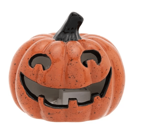 Abóbora decorativa, de cerâmica com luz de LED. <a href="https://www.camicado.com.br/p/abobora-decorativa-led-halloween-home-style/-/A-000000000000051042-br.lc?sku=000000000000051042" target="_blank" rel="noopener">Camicado</a>, R$ 19,99