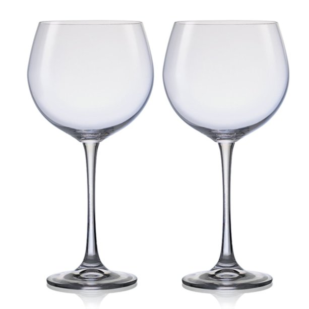 Par de taças de vinho Vintage, de 820 ml. <a href="https://www.casasbahia.com.br/UtilidadesDomesticas/Tacas/taca-vinho-vintage-xxl-820-ml-2-pecas-bohemia-11861532.html" target="_blank" rel="noopener">Casas Bahia</a>, R$ 136,01 com duas taças<div class="productCodSku"></div>