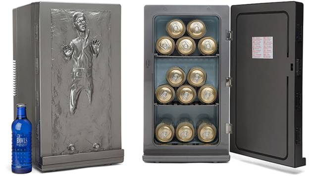Frigobar Han Solo Cabonite, com capacidade para 18 latinhas. <a href="https://www.toyshow.com.br/han-solo-carbonite-star-wars-geladeira-thinkgeek" target="_blank" rel="noopener">Toy Show</a>, R$ 1081,20 Frigobar Han Solo Cabonite, com capacidade para 18 latinhas. <a href="https://www.toyshow.com.br/han-solo-carbonite-star-wars-geladeira-thinkgeek" target="_blank" rel="noopener">Toy Show</a>, R$ 1081,20