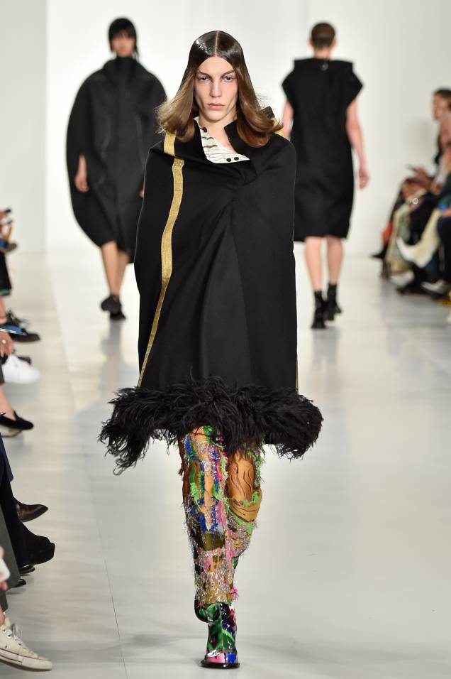 Semana de Moda de Paris - Inverno 2019/2020 Semana de Moda de Paris - Inverno 2019/2020