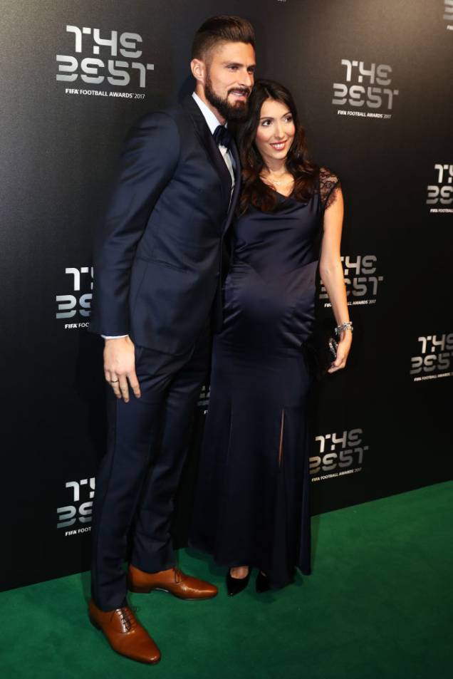 Olivier Giroud e sua mulher Jennifer Giroud no The Best FIFA 2017 Olivier Giroud e sua mulher Jennifer Giroud no The Best FIFA 2017